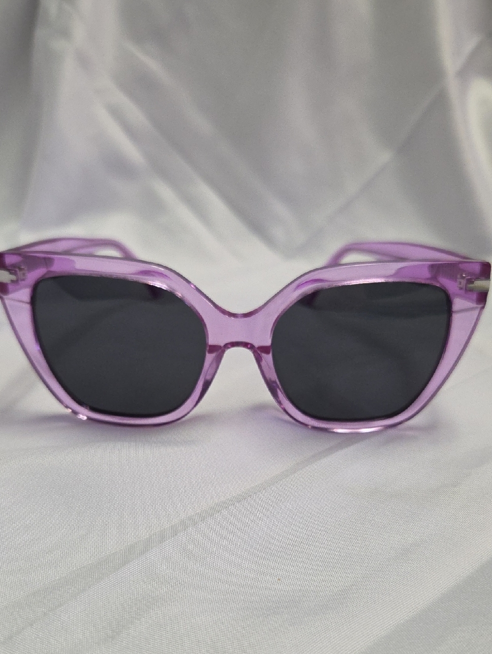 Transparent Purple Cat-Eye Sunglasses - Unbranded